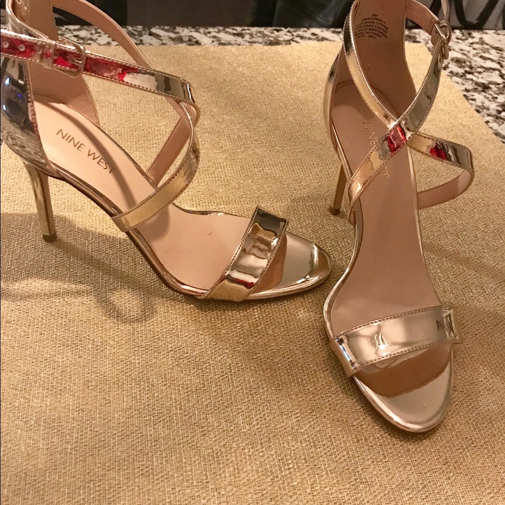 *SOLD*Nine West Gold High Heels
